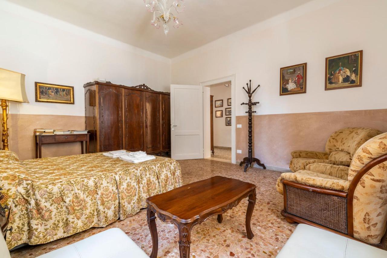 Queen House Venezia Eksteriør bilde