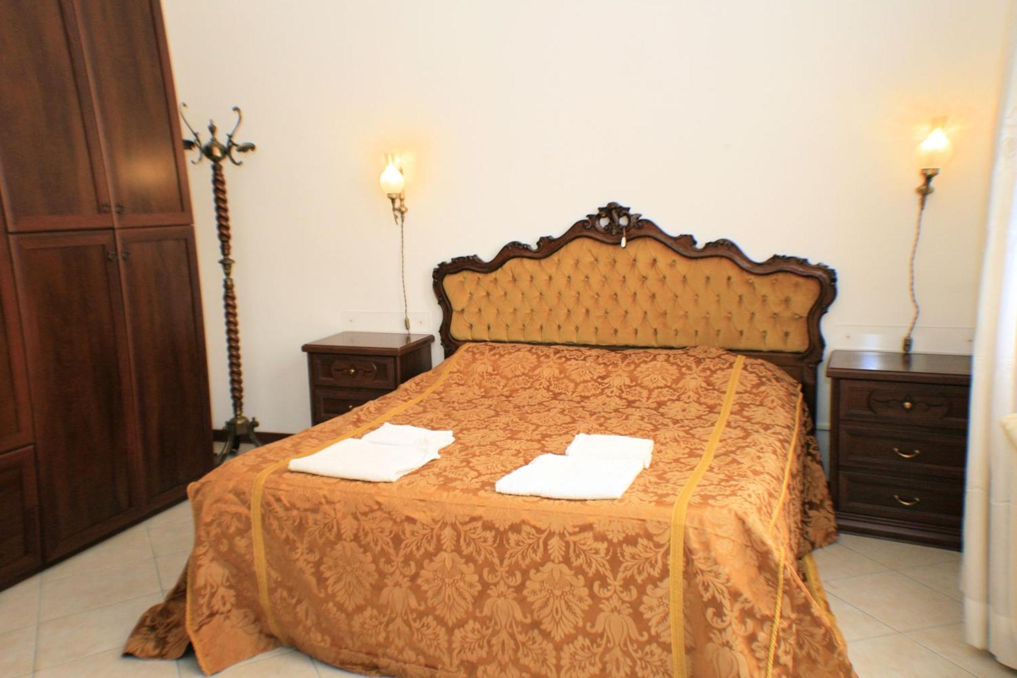 Queen House Venezia Rom bilde